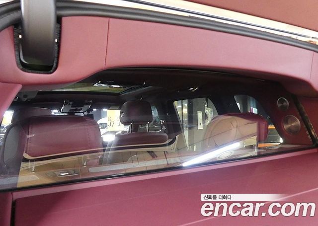 Rolls-Royce Cullinan 6.7 V12 Black Badge 2023 — фото 23