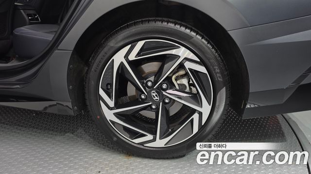Hyundai Sonata The Edge (DN8) 1.6 Turbo Exclusive 2024 — фото 21