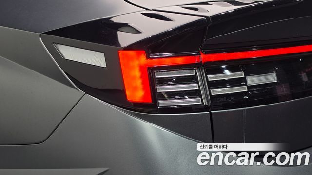 Hyundai Sonata The Edge (DN8) 1.6 Turbo Exclusive 2024 — фото 23
