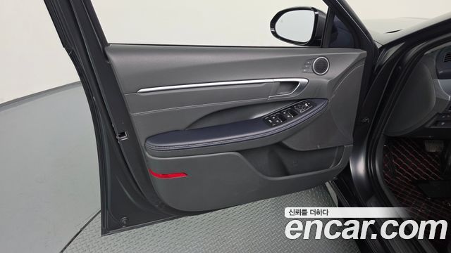 Hyundai Sonata The Edge (DN8) 1.6 Turbo Exclusive 2024 — фото 24