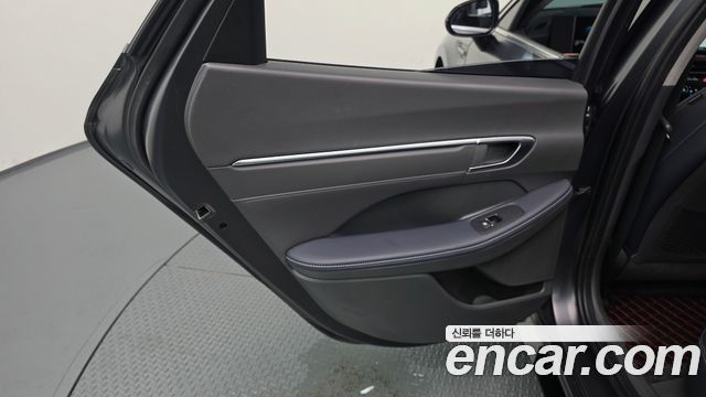 Hyundai Sonata The Edge (DN8) 1.6 Turbo Exclusive 2024 — фото 25