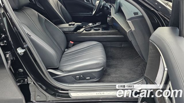 Kia K8 2.5 Gasoline 2WD Noblesse 2023 — фото 26