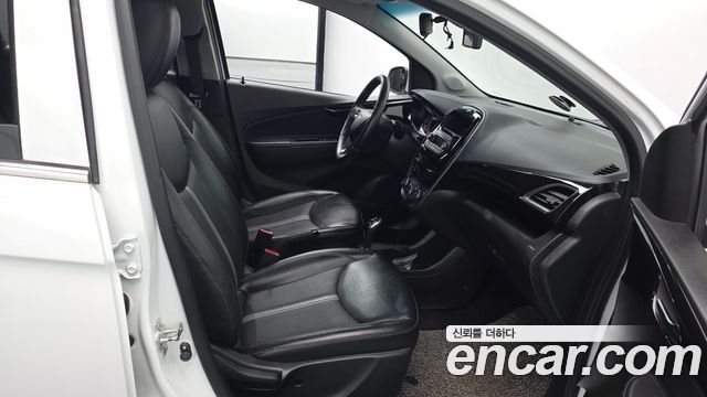Chevrolet Spark Premier 2022 — фото 11