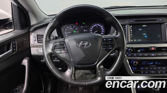 Hyundai Sonata (LF) LPI Modern(Handicapped) 2015 — фото 13