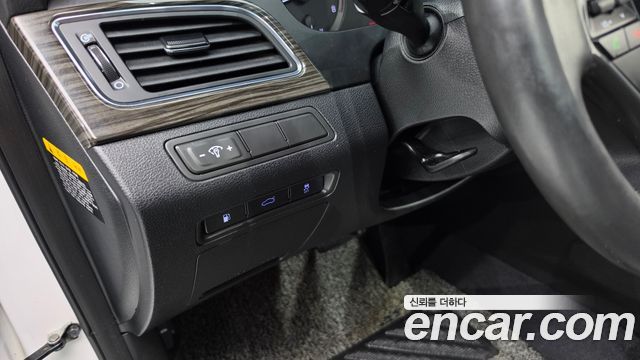 Hyundai Sonata (LF) LPI Modern(Handicapped) 2015 — фото 17