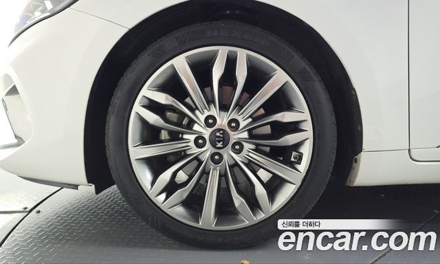Kia K7 Premier 2.5 GDI Noblesse 2020 — фото 5