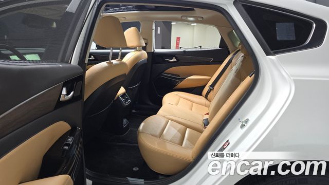 Kia K7 Premier 2.5 GDI Noblesse 2020 — фото 11