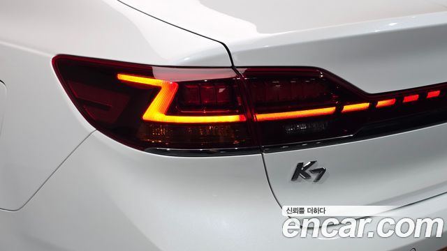 Kia K7 Premier 2.5 GDI Noblesse 2020 — фото 23