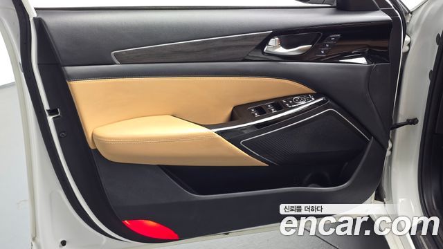 Kia K7 Premier 2.5 GDI Noblesse 2020 — фото 24