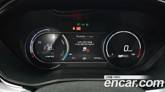 Kia Niro EV Noblesse 2022 — фото 8