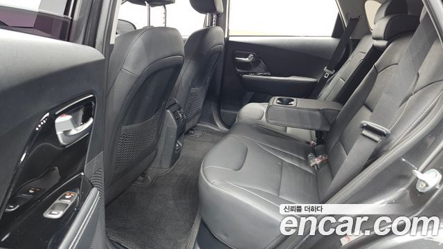 Kia Niro EV Noblesse 2022 — фото 12