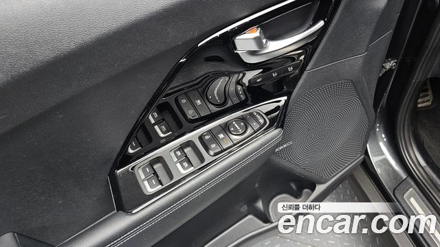 Kia Niro EV Noblesse 2022 — фото 19