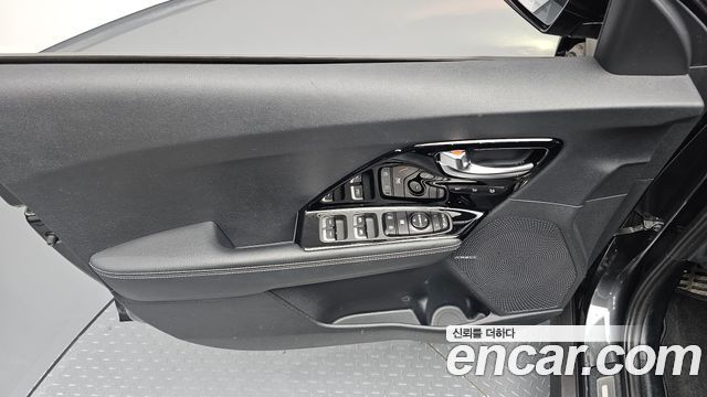 Kia Niro EV Noblesse 2022 — фото 24