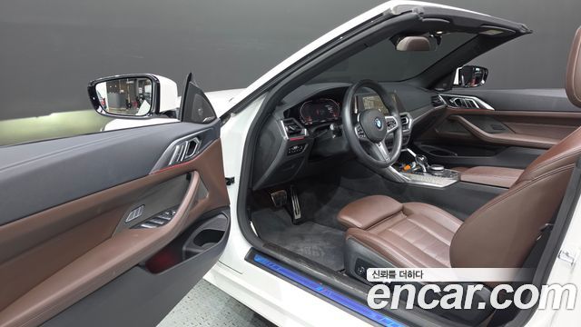 BMW 4 Series (G22) 420i M Sport Convertible 2021 — фото 10