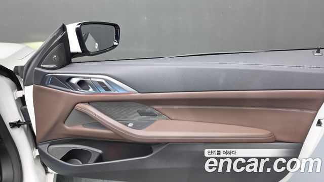 BMW 4 Series (G22) 420i M Sport Convertible 2021 — фото 25
