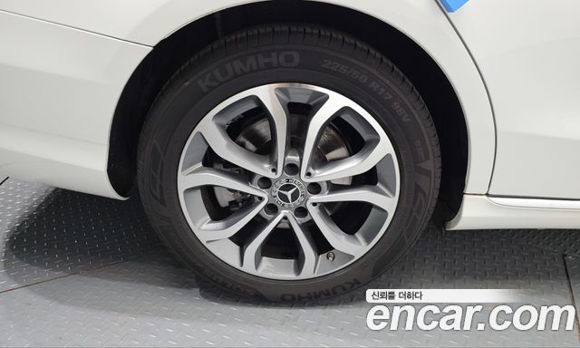 Mercedes-Benz C-Class (W205) C200 Avantgarde 2018 — фото 5