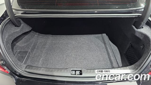 Volvo S60 (III) B5 Ultimate Bright 2023 — фото 17