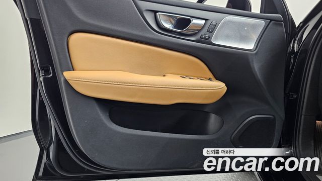 Volvo S60 (III) B5 Ultimate Bright 2023 — фото 24
