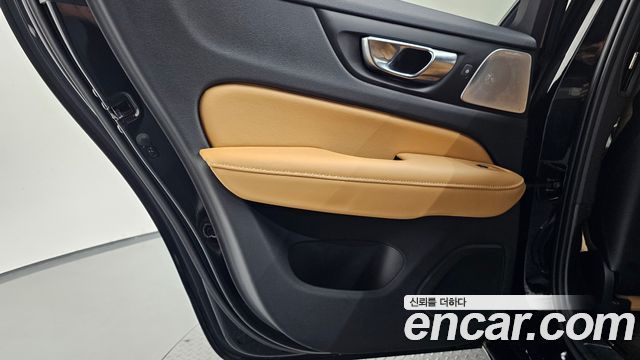 Volvo S60 (III) B5 Ultimate Bright 2023 — фото 25