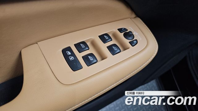 Volvo S60 (III) B5 Ultimate Bright 2023 — фото 28