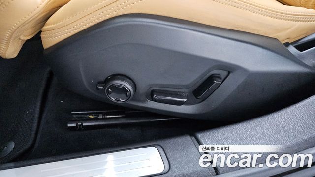 Volvo S60 (III) B5 Ultimate Bright 2023 — фото 30