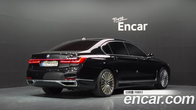 BMW 7 Series (G11) 730Ld xDrive Design Pure Excellence 2022 — фото 2