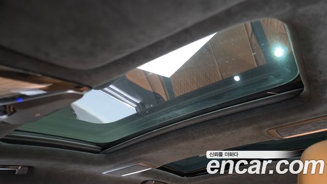 BMW 7 Series (G11) 730Ld xDrive Design Pure Excellence 2022 — фото 18