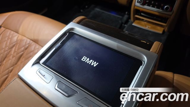 BMW 7 Series (G11) 730Ld xDrive Design Pure Excellence 2022 — фото 31