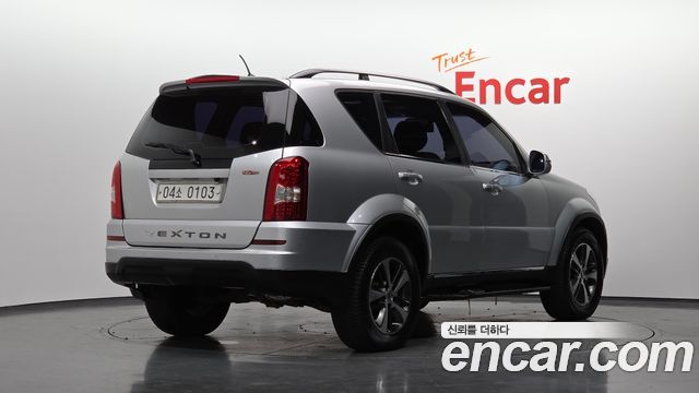 KG Mobility (SsangYong) Rexton W 2.2 4WD RX7 Luxury 2016 — фото 2