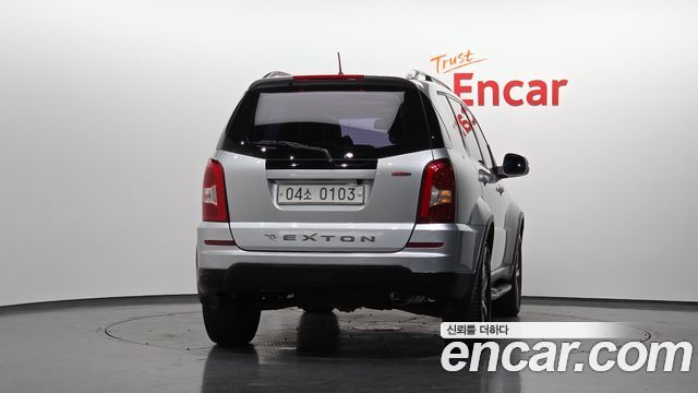 KG Mobility (SsangYong) Rexton W 2.2 4WD RX7 Luxury 2016 — фото 4