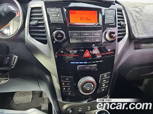 KG Mobility (SsangYong) Tivoli Diesel TX 2WD 2016 — фото 20