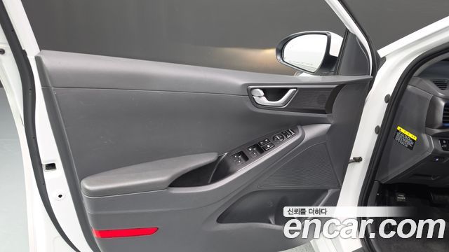 Hyundai Ioniq Hybrid N Plus 2016 — фото 24