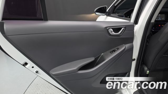 Hyundai Ioniq Hybrid N Plus 2016 — фото 25