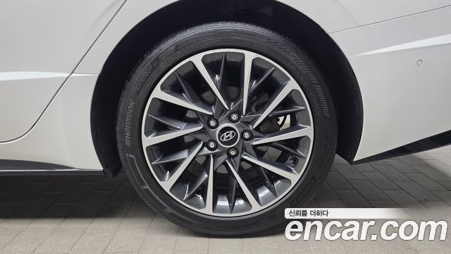Hyundai Sonata (DN8) 2.0 Inspiration 2022 — фото 21