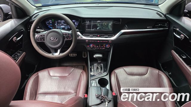 Kia Niro 1.6 HEV Noblesse Special 2020 — фото 7
