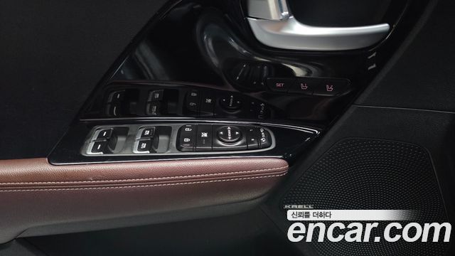 Kia Niro 1.6 HEV Noblesse Special 2020 — фото 18