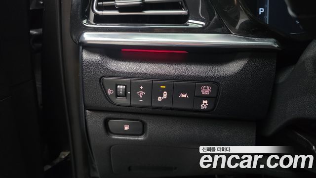 Kia Niro 1.6 HEV Noblesse Special 2020 — фото 19