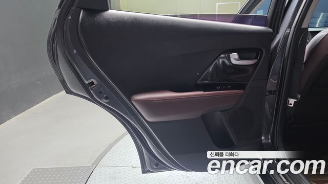 Kia Niro 1.6 HEV Noblesse Special 2020 — фото 25