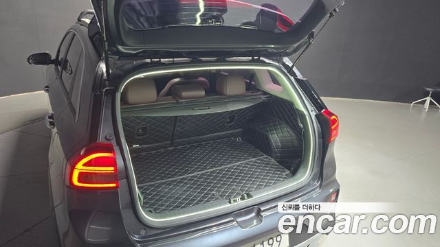 Kia Niro 1.6 HEV Noblesse Special 2020 — фото 32