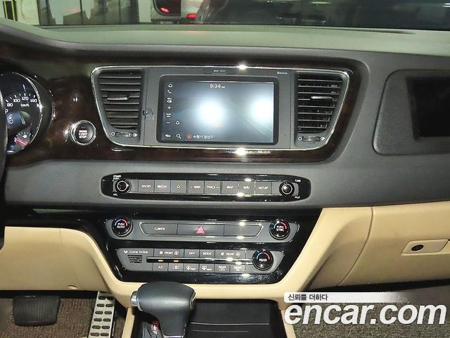Kia Carnival Gasoline 9-Seater Noblesse 2019 — фото 15