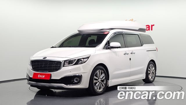 Kia Carnival 9-seater Hi-Limousine Noblesse