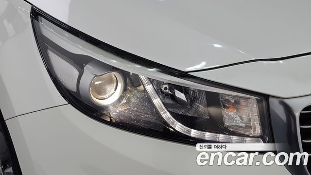 Kia Carnival 9-seater Hi-Limousine Noblesse 2016 — фото 22