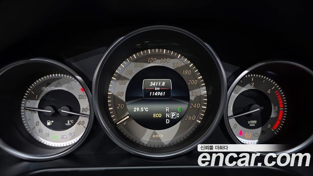 Mercedes-Benz E-Class (W212) E350 BlueTec 4MATIC 2015 — фото 8