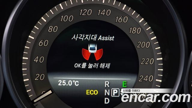Mercedes-Benz E-Class (W212) E350 BlueTec 4MATIC 2015 — фото 16