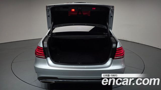 Mercedes-Benz E-Class (W212) E350 BlueTec 4MATIC 2015 — фото 20