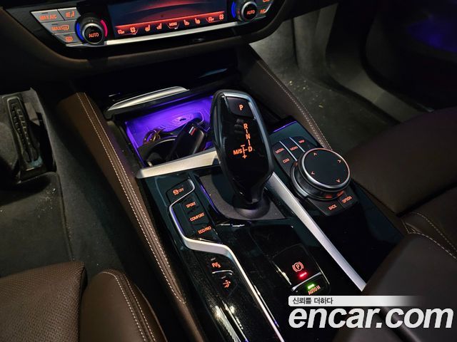 BMW 6 Series GT (G32) 630i xDrive M Sport 2023 — фото 10