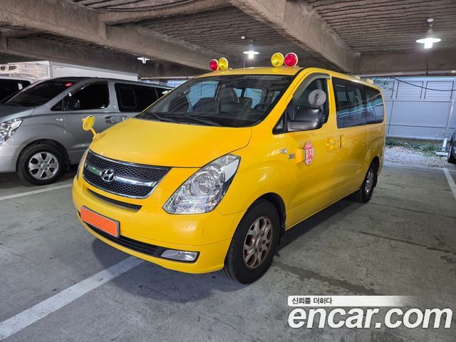 Hyundai Grand Starex 12-Seater Wagon CVX Deluxe 2015 — фото 5