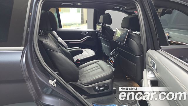 BMW X7 (G07) xDrive 40i M Sport 6STR 2022 — фото 11