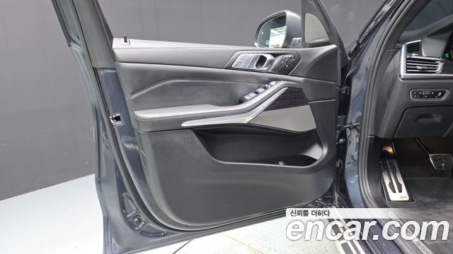 BMW X7 (G07) xDrive 40i M Sport 6STR 2022 — фото 24