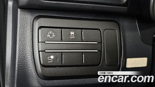 KG Mobility (SsangYong) Tivoli Air Diesel IX 2WD 2016 — фото 19